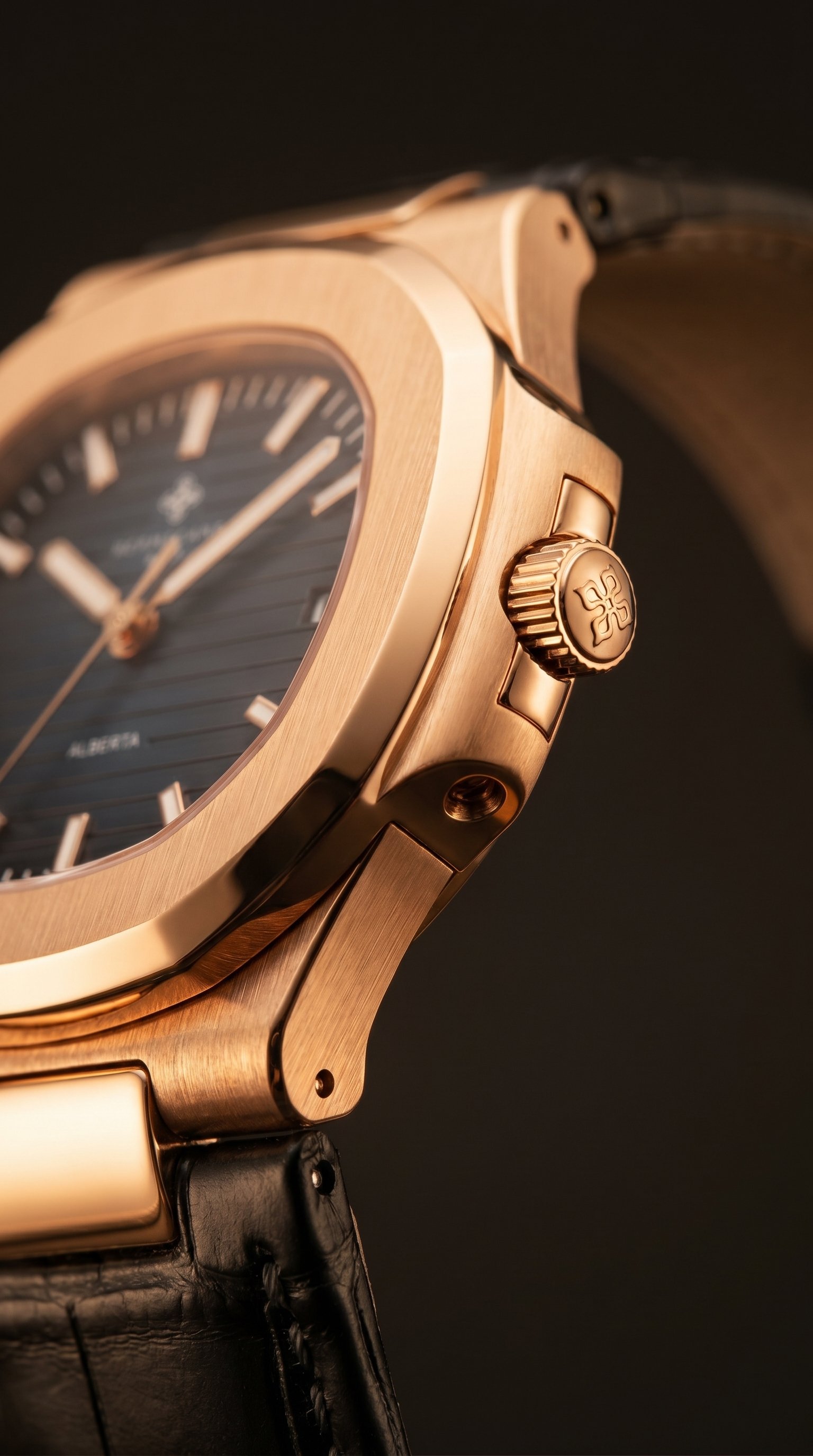 Golden Stream Aesthetic Render